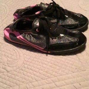 Everlasting sport tennis shoes